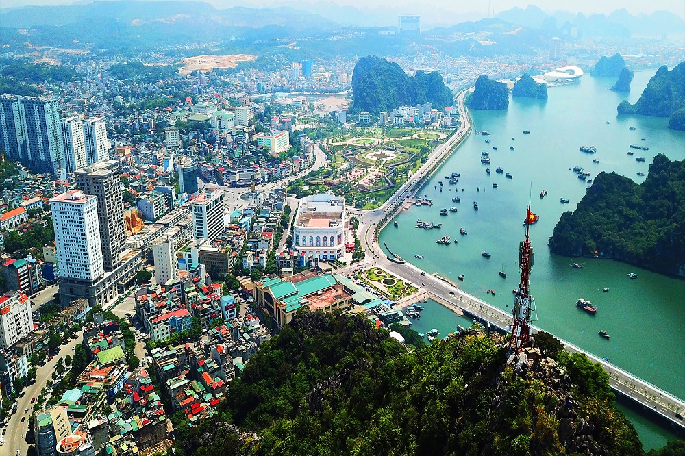 Ha Long Bay 2 days 1 night itinerary